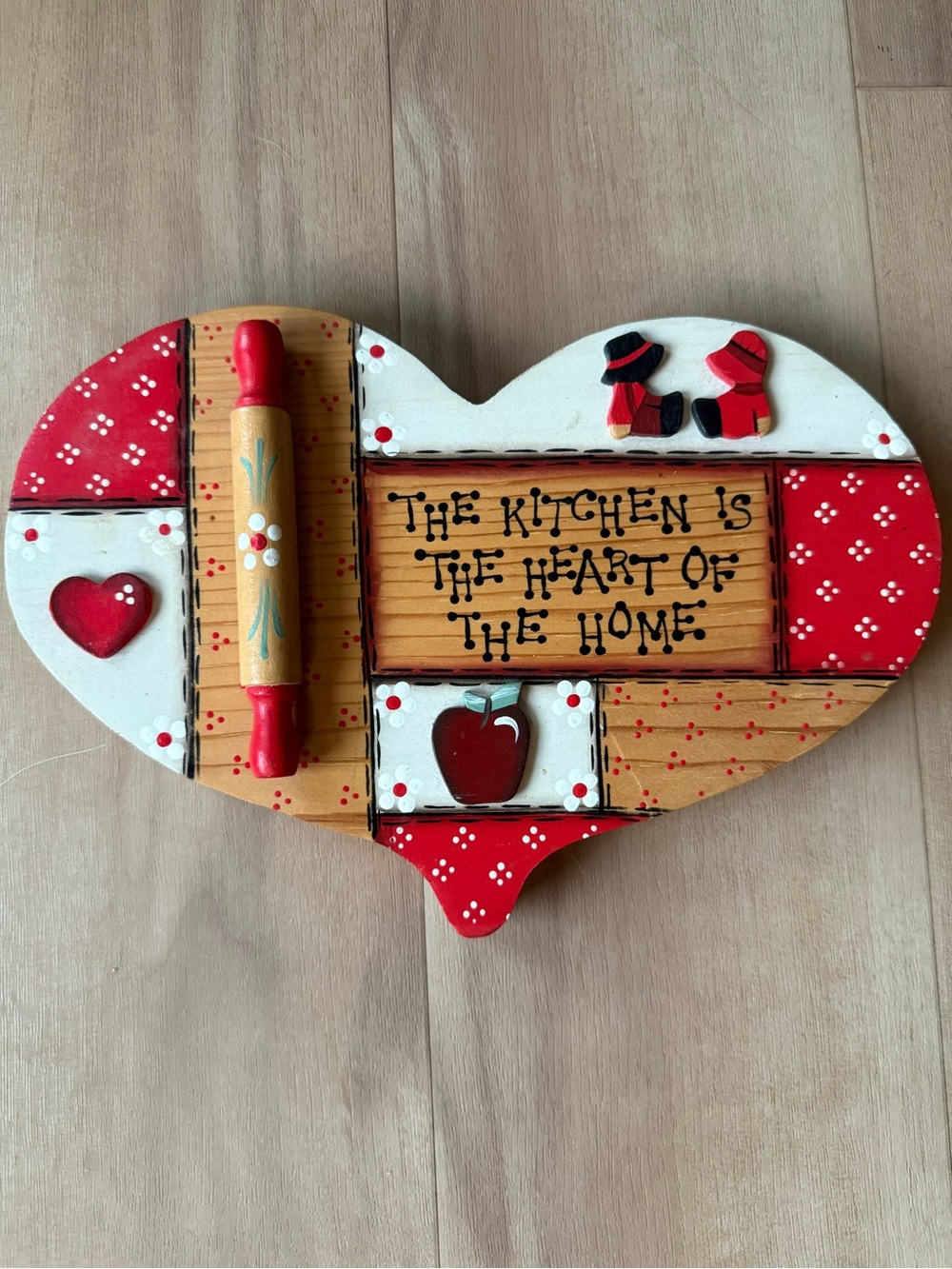 Vintage Cottage Core Heart-Shaped Kitchen Wall Plaque - Red, White, Wood Tones